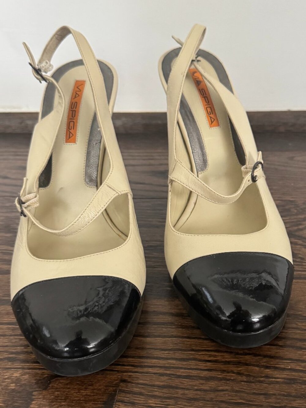 Via Spiga Black and Ecru Mary Janes Size 10